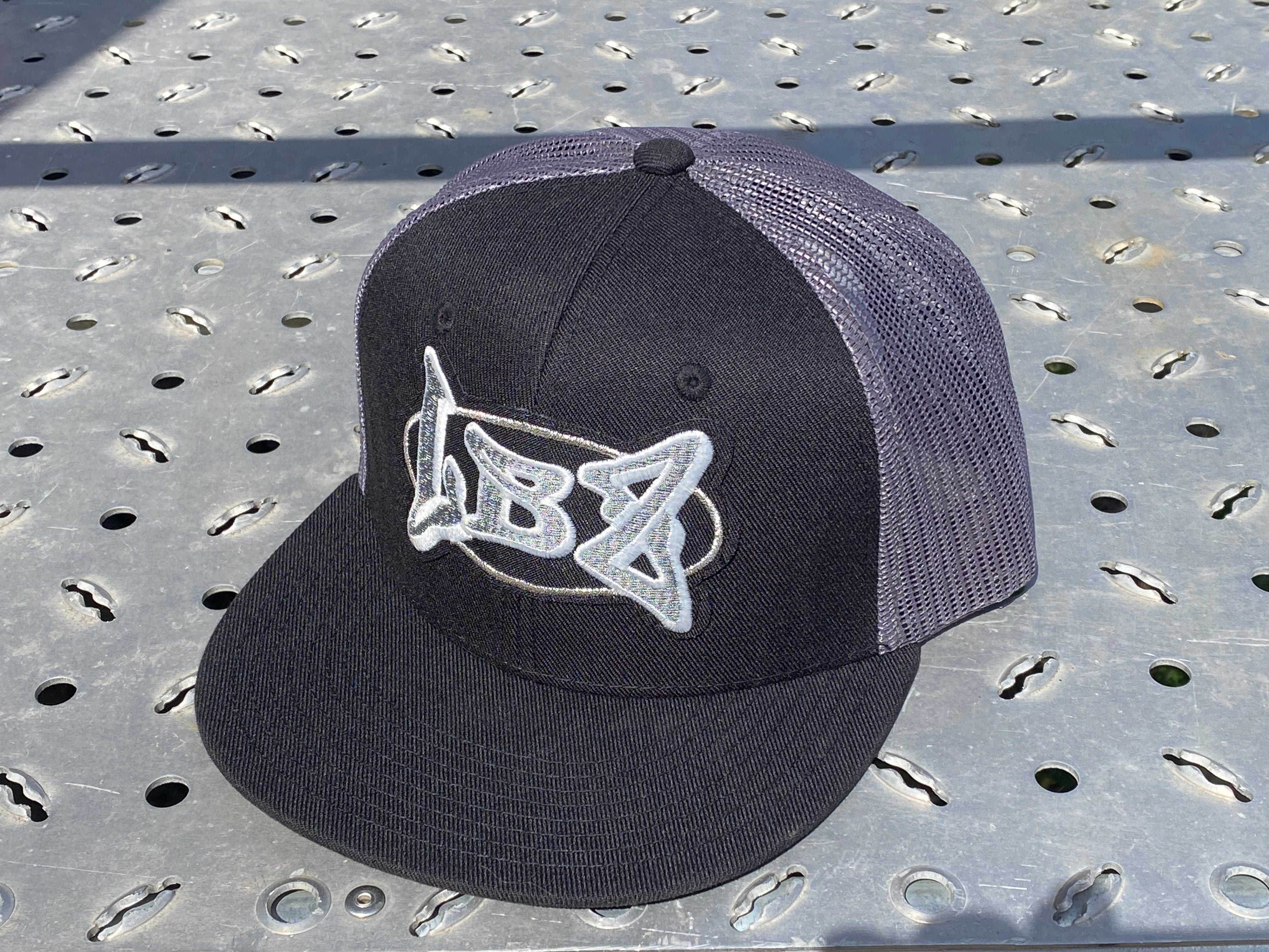 grey, flat bill, snap back